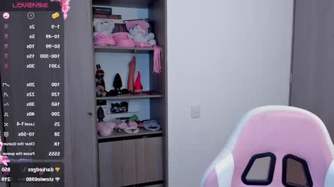 Snapshot of lolly_js_ chatting on January 12, 2025, 6:49 am Lolly  online show from January 12, 2025, 6:49 am