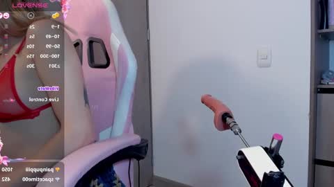 Snapshot of lolly_js_ chatting on January 16, 2025, 5:00 am Lolly  online show from January 16, 2025, 5:00 am