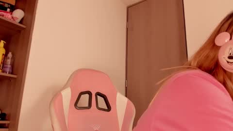 Snapshot of lolly_js_ chatting on March 11, 2025, 3:05 am Lolly  online show from March 11, 2025, 3:05 am