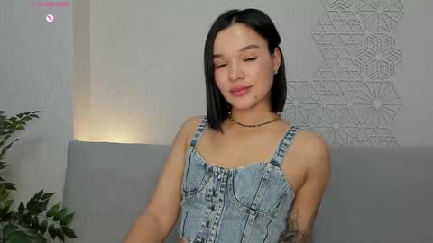 lolly_turner online show from November 10, 2025, 2:43 am