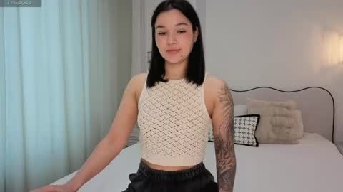 Snapshot of lolly_turner chatting on May 18, 2026, 5:13 am lolly_turner online show from May 18, 2026, 5:13 am