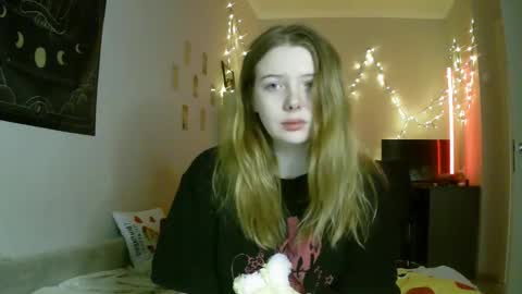 Snapshot of lollylol11 chatting on January 23, 2025, 6:56 pm Lilly online show from January 23, 2025, 6:56 pm