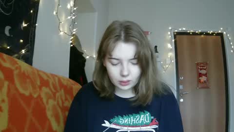 Snapshot of lollylol11 chatting on February 14, 2025, 11:53 am Lilly online show from February 14, 2025, 11:53 am