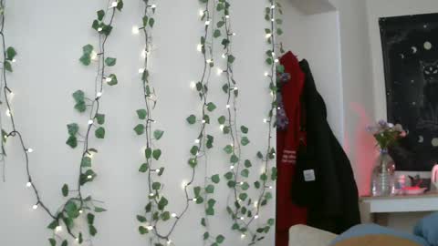 Snapshot of lollylol11 chatting on March 9, 2025, 11:25 am Lilly online show from March 9, 2025, 11:25 am