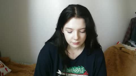 Snapshot of lollylol11 chatting on September 14, 2025, 10:03 am Lilly online show from September 14, 2025, 10:03 am