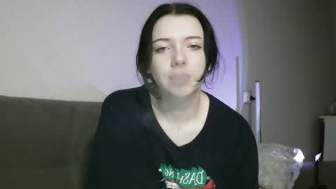 Snapshot of lollylol11 chatting on November 22, 2025, 3:44 pm Lilly online show from November 22, 2025, 3:44 pm