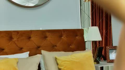 Lolly. online show from January 31, 2026, 7:11 pm