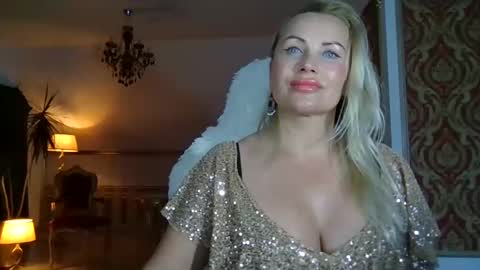 Roxy online show from January 11, 2025, 2:36 pm