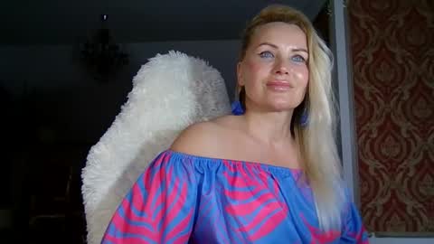 Roxy online show from January 24, 2025, 1:14 pm