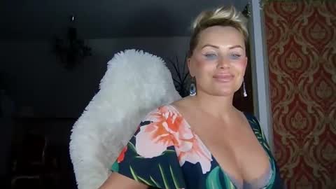 Roxy online show from February 15, 2025, 3:06 pm