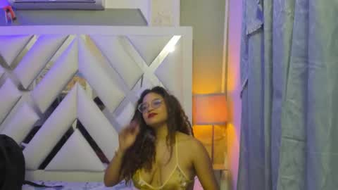 lolydolly_ online show from January 7, 2026, 4:04 am