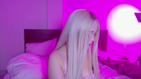 Kari online show from May 25, 2026, 2:56 pm