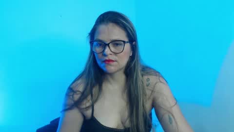 Lolyta mature1  online show from November 26, 2025, 11:06 pm