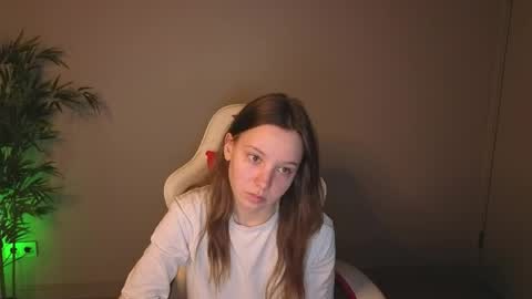 lolytaberry online show from May 7, 2026, 2:17 am