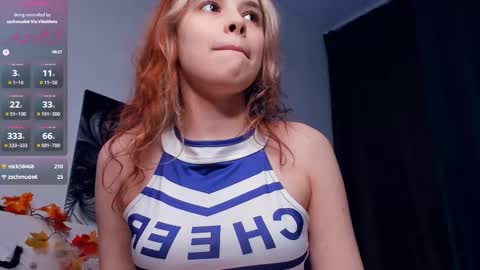 Lona online show from October 30, 2025, 6:52 pm