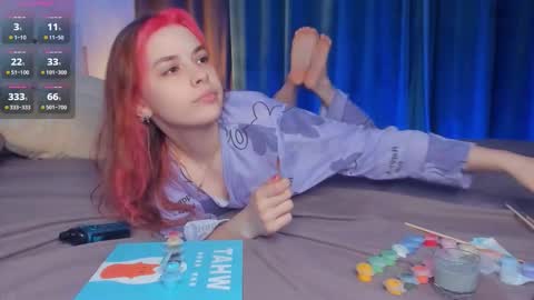 Lona online show from December 5, 2025, 6:48 pm