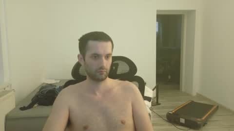 Snapshot of londonboy918070 chatting on March 2, 2025, 11:29 am londonboy918070 online show from March 2, 2025, 11:29 am