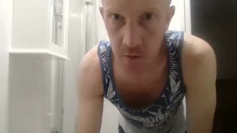 londonerg online show from September 28, 2025, 11:59 am