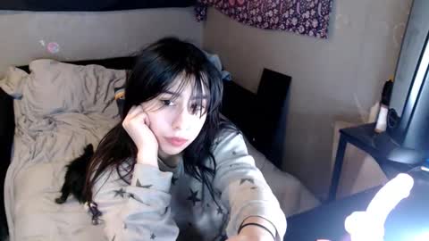 londonray online show from December 14, 2025, 3:01 am