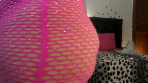 Jennifer  online show from November 8, 2025, 6:07 pm