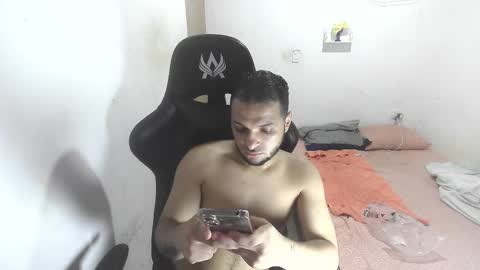 Marvin Santiago online show from March 15, 2026, 1:55 am