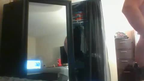 longhairedfreak1921 online show from September 8, 2025, 3:44 pm