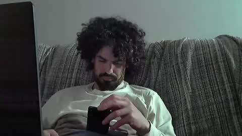 Snapshot of longnight5 chatting on January 23, 2025, 6:45 pm Alejandro Rulitos Twitter longnight55 Intagram 5longnight5 online show from January 23, 2025, 6:45 pm