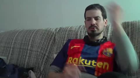 Snapshot of longnight5 chatting on February 4, 2025, 4:29 pm Alejandro Rulitos Twitter longnight55 Intagram 5longnight5 online show from February 4, 2025, 4:29 pm