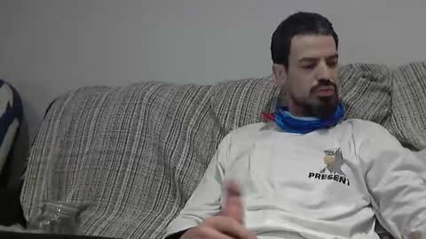 Snapshot of longnight5 chatting on February 13, 2025, 5:58 am Alejandro Rulitos Twitter longnight55 Intagram 5longnight5 online show from February 13, 2025, 5:58 am