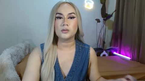 Snapshot of longoria_crawford chatting on September 14, 2025, 1:10 pm My Lover Dadddy roberto online show from September 14, 2025, 1:10 pm