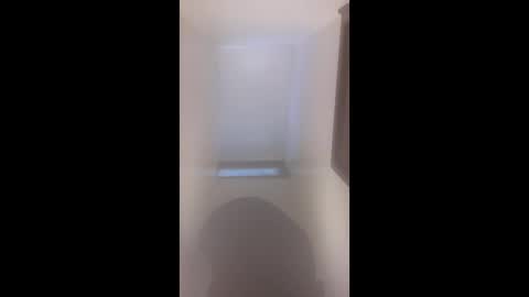 longslong420420 online show from April 12, 2026, 10:04 pm