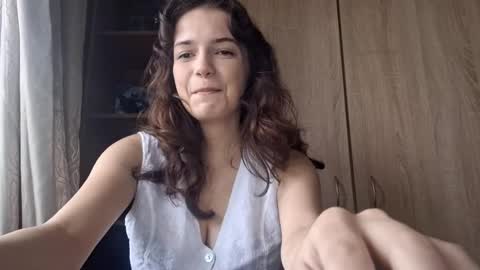 Snapshot of lonniegoldrup chatting on December 2, 2025, 8:19 am Kelly u can call Kelik online show from December 2, 2025, 8:19 am