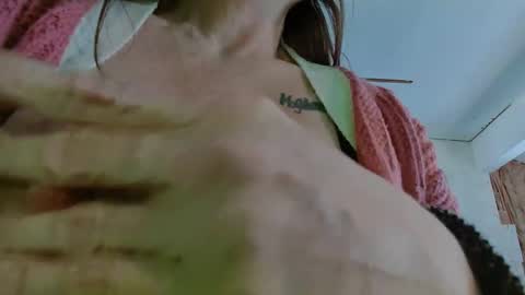 Londoncashmere69  online show from February 24, 2025, 5:20 pm