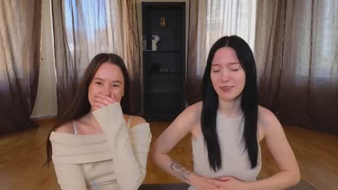 Snapshot of lookatmehabibi_ chatting on September 17, 2025, 5:09 am Adele Ellie and Lou Sally Dana and Bonnie online show from September 17, 2025, 5:09 am