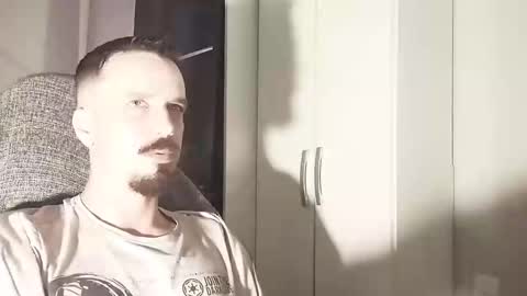 Snapshot of lookaz4010 chatting on September 19, 2025, 12:50 pm Lucas online show from September 19, 2025, 12:50 pm