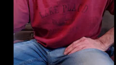 looking469 online show from February 4, 2026, 6:47 pm