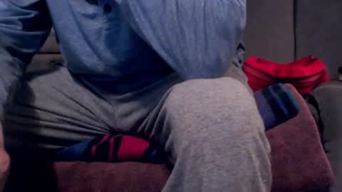 looking469 online show from March 8, 2026, 2:04 am