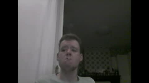 looner1992 online show from November 5, 2025, 12:21 am