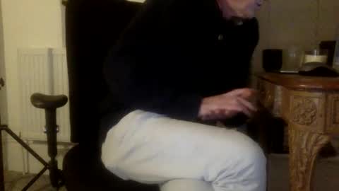 Snapshot of loose565 chatting on February 4, 2026, 7:31 pm loose565 online show from February 4, 2026, 7:31 pm