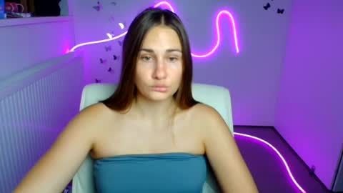 Lora online show from August 4, 2026, 5:43 am