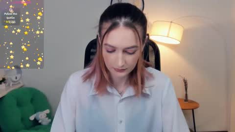 Lora online show from January 17, 2026, 10:42 am