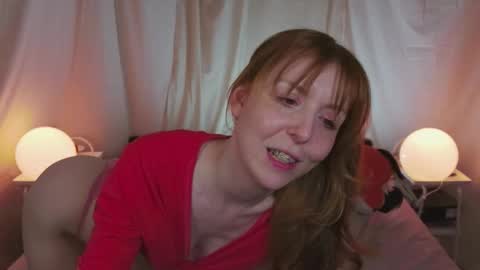 LoraFoxy online show from March 5, 2026, 4:47 pm