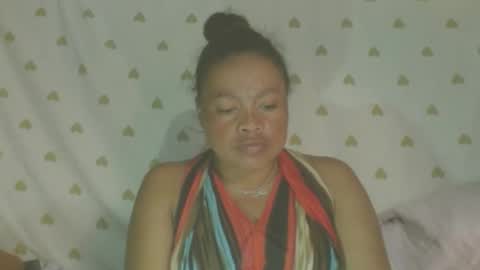 LorahVane online show from June 5, 2026, 10:54 am