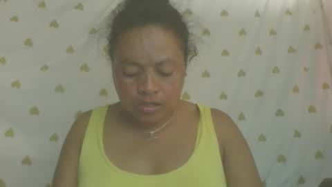 LorahxVane online show from April 25, 2026, 11:57 am