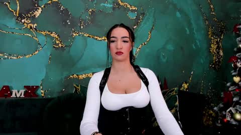 Miss online show from December 13, 2024, 8:20 am