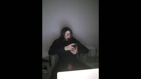 kh4ls3 online show from February 15, 2026, 8:05 pm