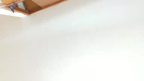 Snapshot of loreaniss chatting on June 25, 2026, 12:43 am loreanis online show from June 25, 2026, 12:43 am