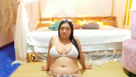 Snapshot of loreaniss chatting on July 9, 2026, 7:51 pm loreanis online show from July 9, 2026, 7:51 pm