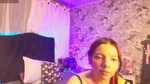 Snapshot of loren_44tits chatting on February 23, 2026, 10:51 pm Loren online show from February 23, 2026, 10:51 pm