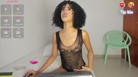 Lorena online show from October 12, 2025, 3:33 pm